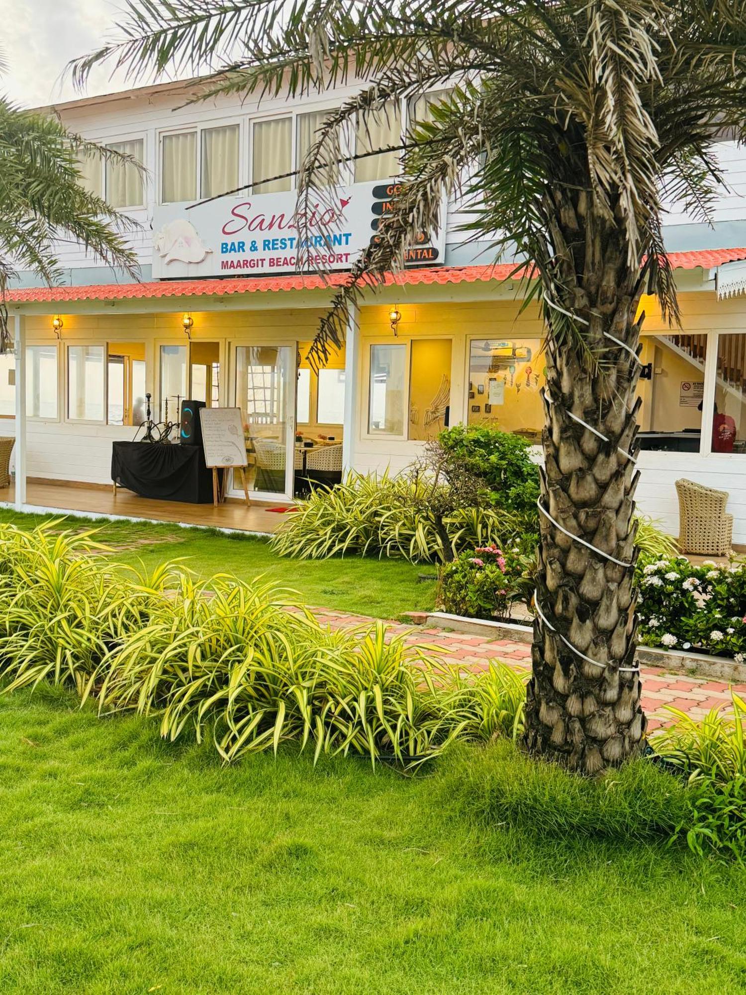 Maargit Beach Resort Mandrem Exteriör bild