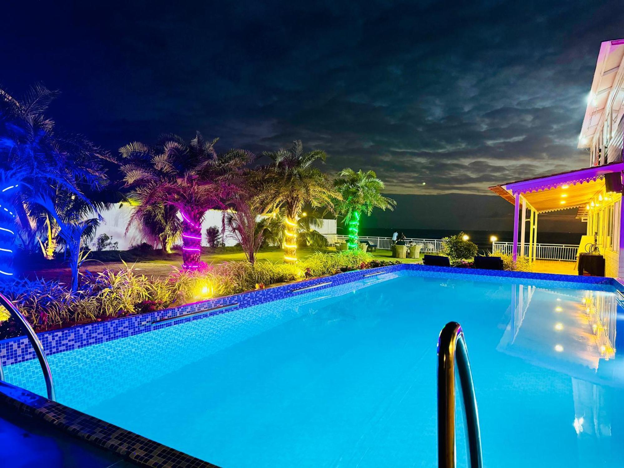 Maargit Beach Resort Mandrem Exteriör bild