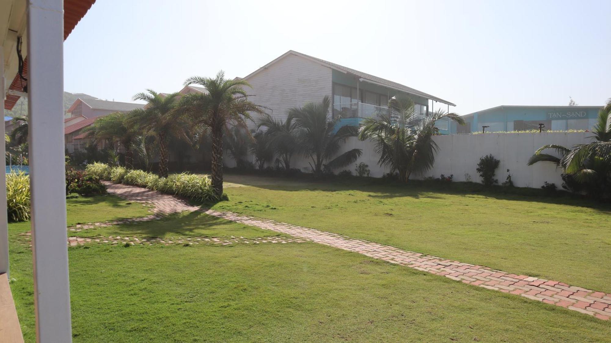 Maargit Beach Resort Mandrem Exteriör bild